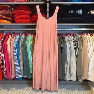 Final Touch pink sleeveless scoop neck 2 pocket maxi dress size S